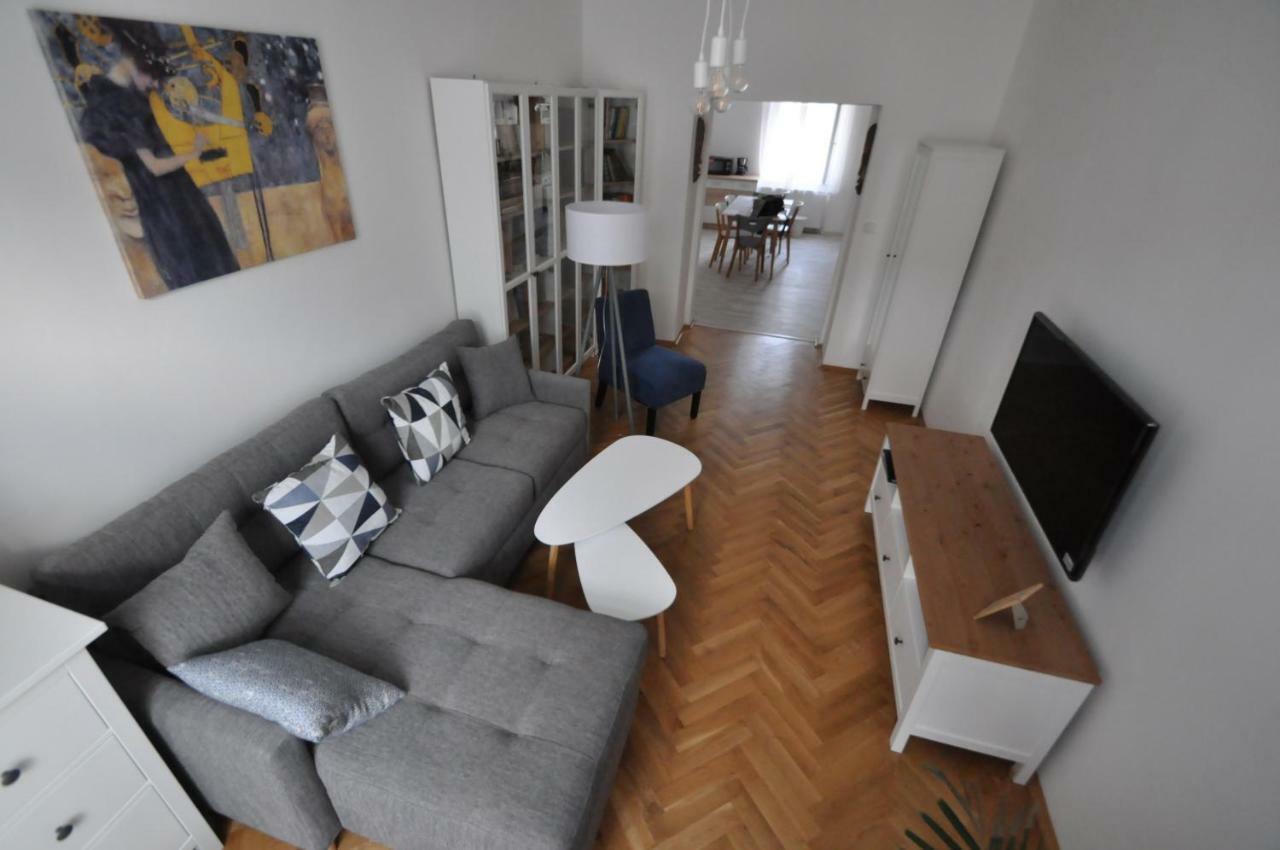 Jirina Appartments Prague Extérieur photo