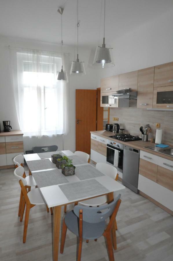 Jirina Appartments Prague Extérieur photo